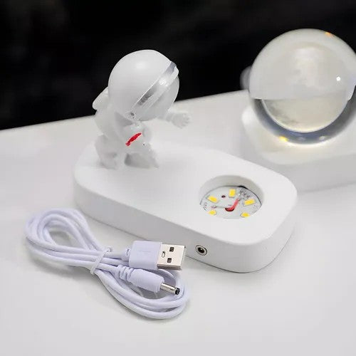 Lámpara Astronauta con Esfera 3D